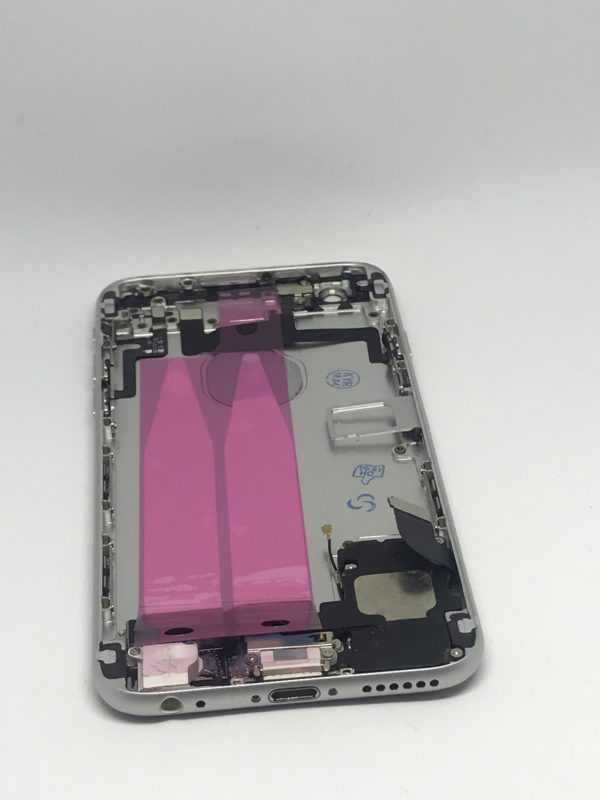 IMG 3582 e1526352786118 scaled - iPhone 6 Komplet Bagcover Sølv
