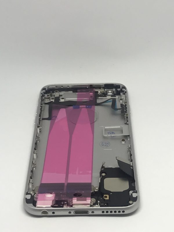 IMG 6491 e1526352182714 scaled - iPhone 6S Komplet Bagcover Sølv