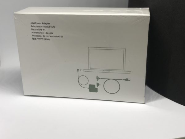 IMG 1345 e1527895074242 scaled - MagSafe 45 W MacBook Air